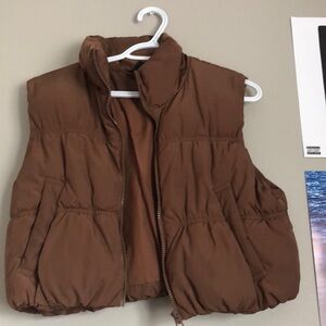 Cropped Brown Puffer Vest